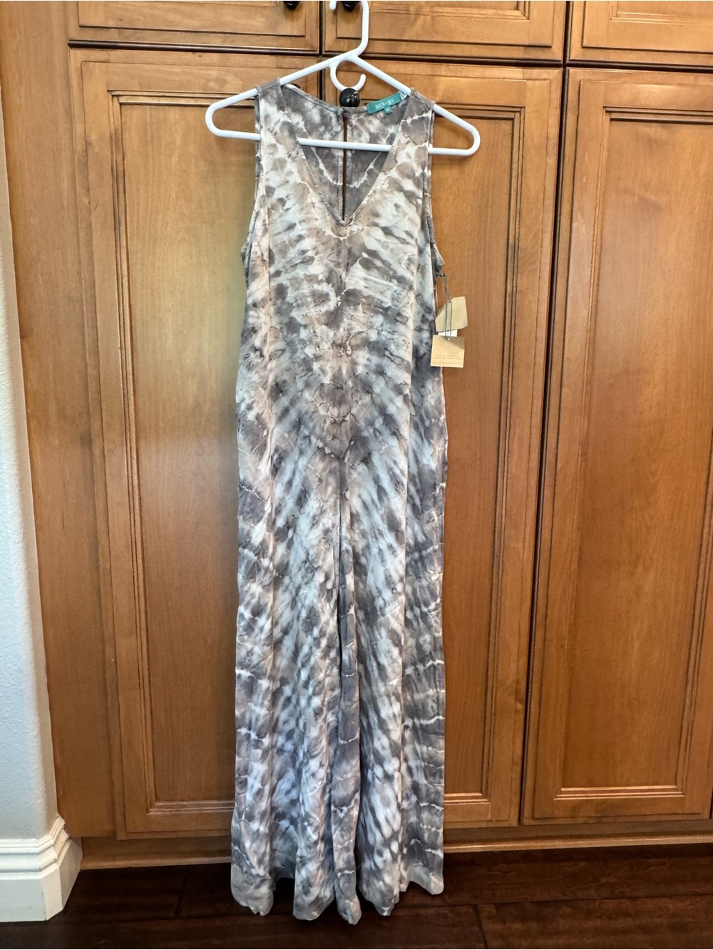River + Sky (Anthropologie) - Romper/Jumpsuit in Beige/Gray and Cream | size XS